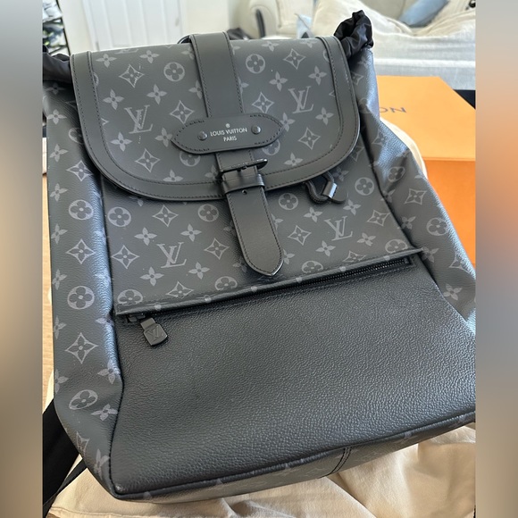 Louis Vuitton Men’s Backpack - Picture 1 of 16